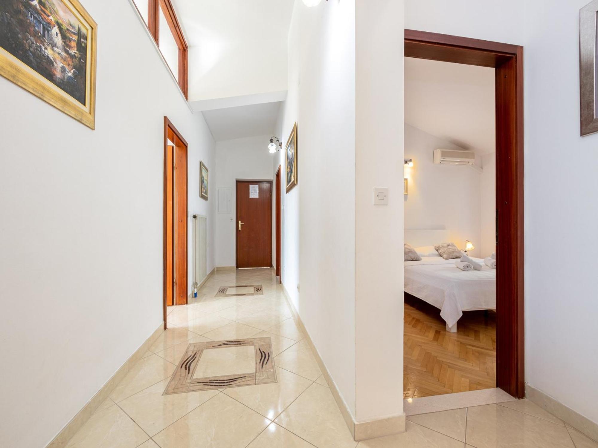 Rosemary Apartments Duce Ngoại thất bức ảnh
