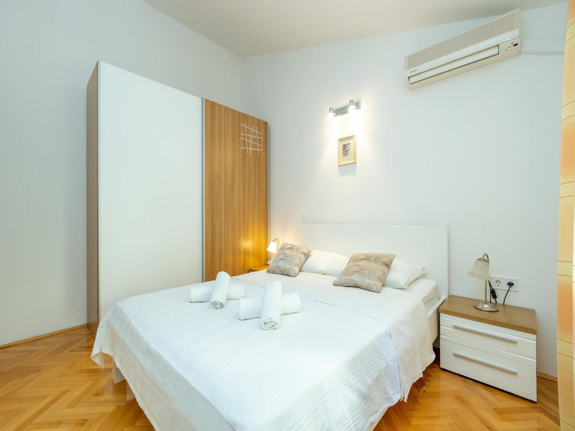 Rosemary Apartments Duce Ngoại thất bức ảnh