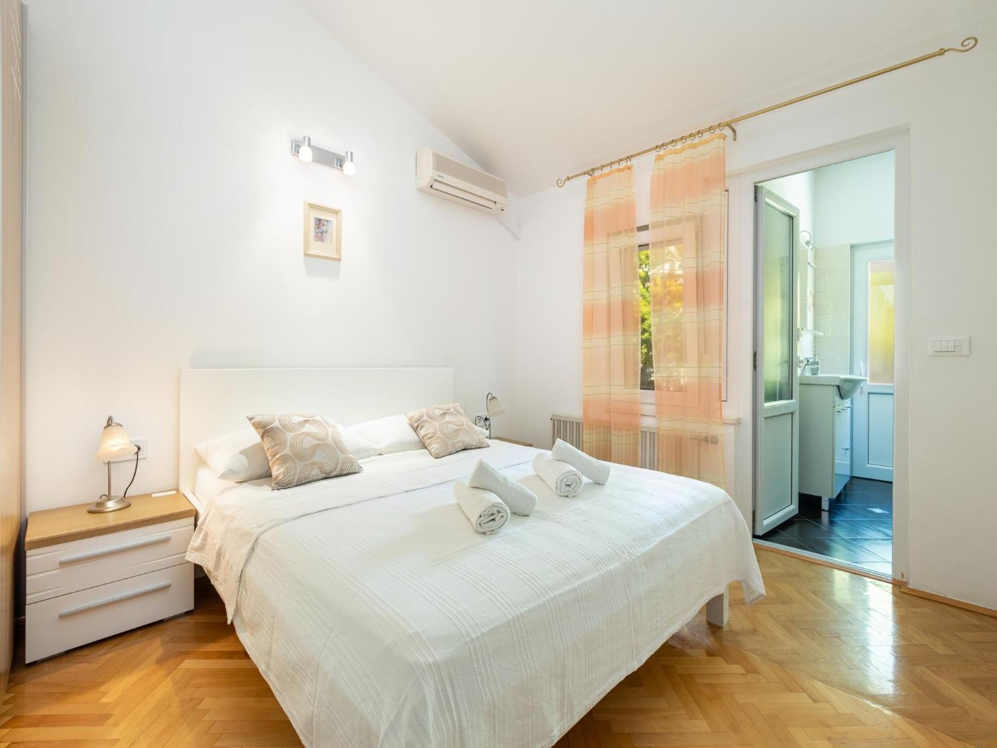 Rosemary Apartments Duce Ngoại thất bức ảnh